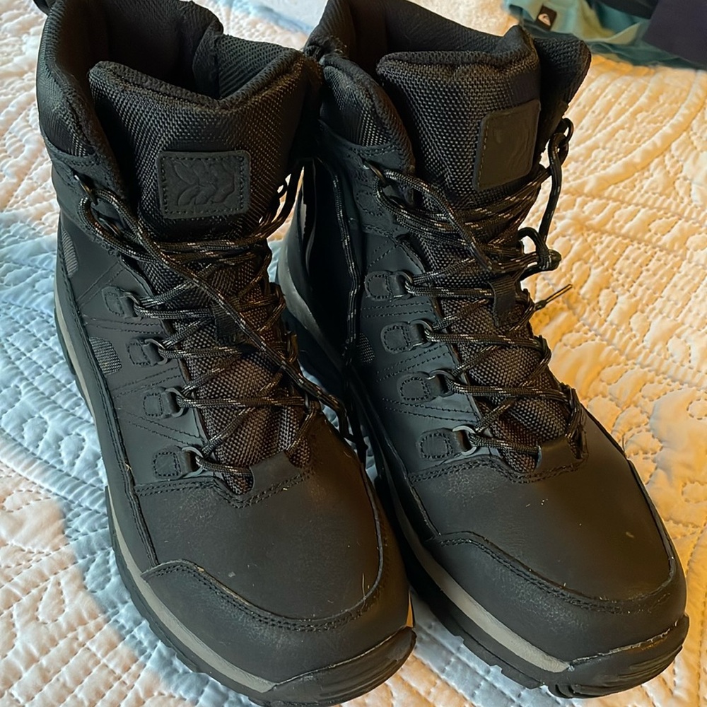 Men’s hiking boots, size 9.  Never worn. 
.